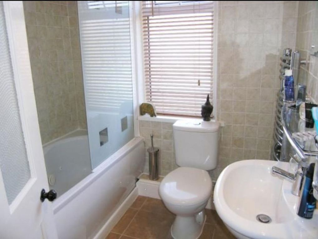 Property photo 3 of 4