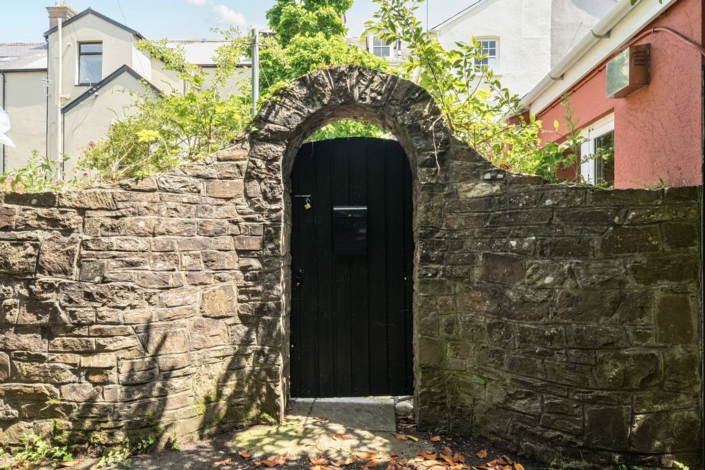 Property photo 2 of 22 1476790-1-6A395E7E4Dd34