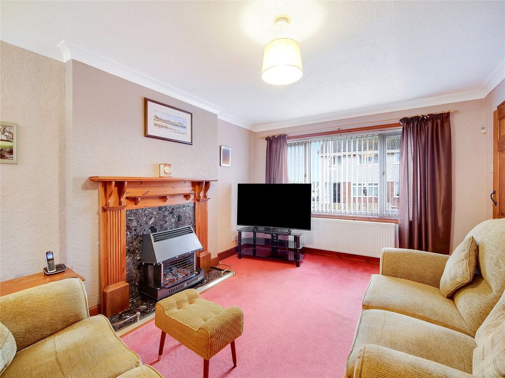 Property photo 2 of 21 Picture No. 04