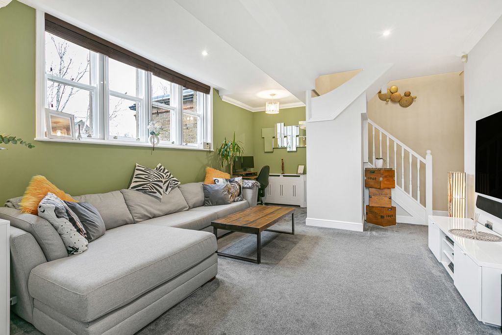 Property photo 2 of 23 Reception Room