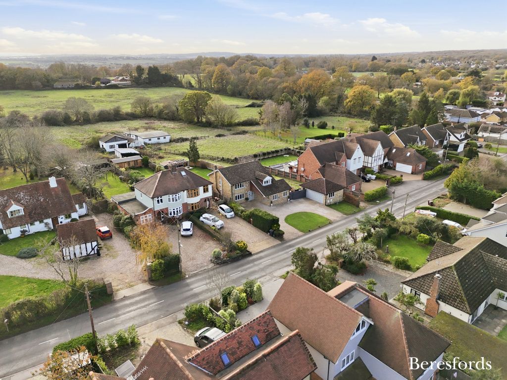 Property photo 2 of 24 Picture No. 05