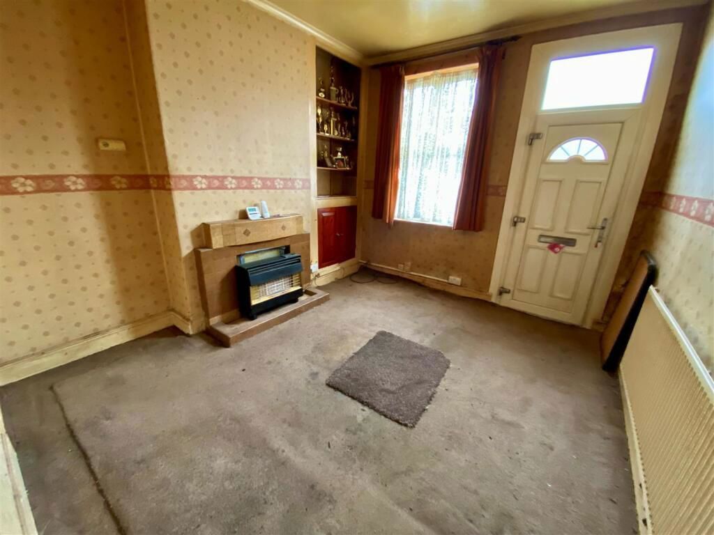 Property photo 2 of 7