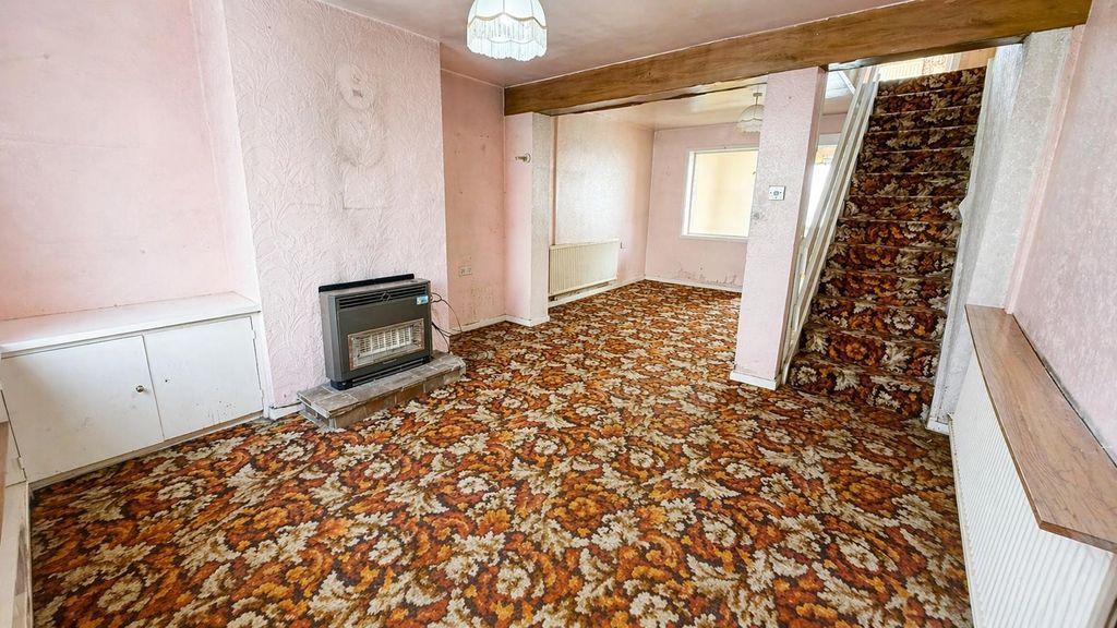 Property photo 3 of 12 Living Room