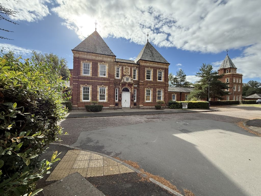 Property photo 1 of 19 3