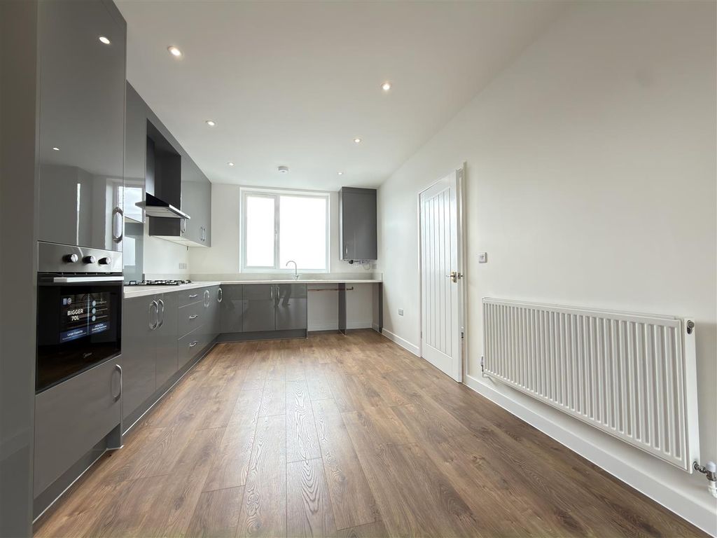 Property photo 2 of 20 Open Plan Kitchen, Dining Room & Living Area