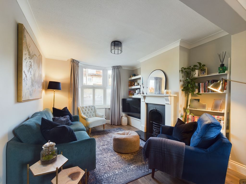 Property photo 2 of 13
