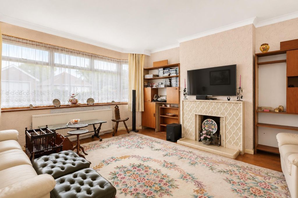 Property photo 2 of 19 35d97505-Dfda-4Cec-A16F-41E5442A9370.Png