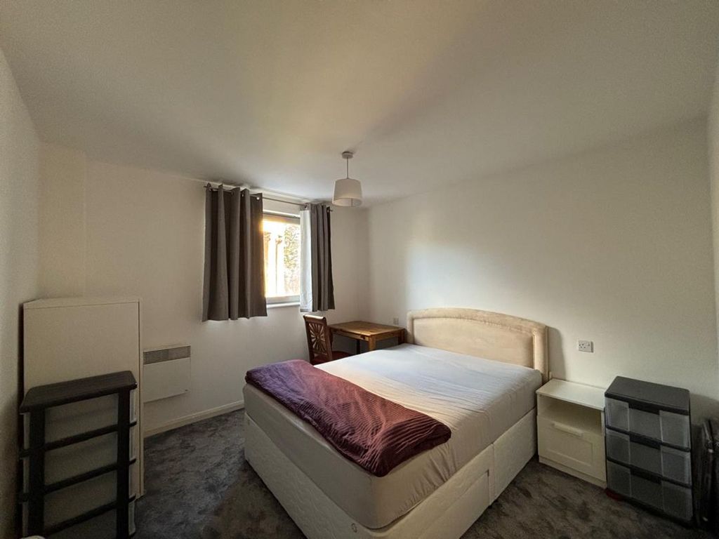 Property photo 3 of 5