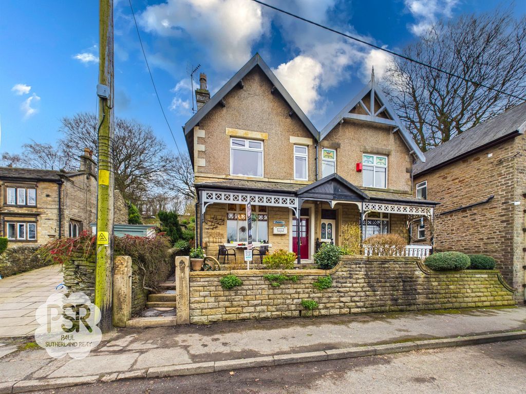 Property photo 1 of 44
