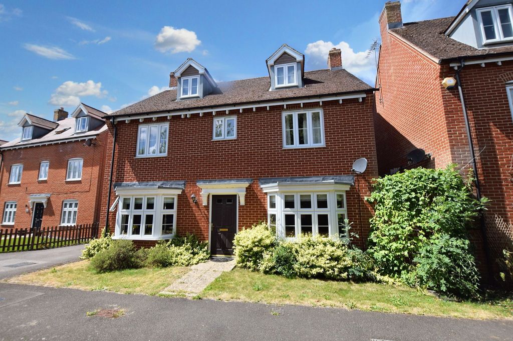Property photo 1 of 1 Front