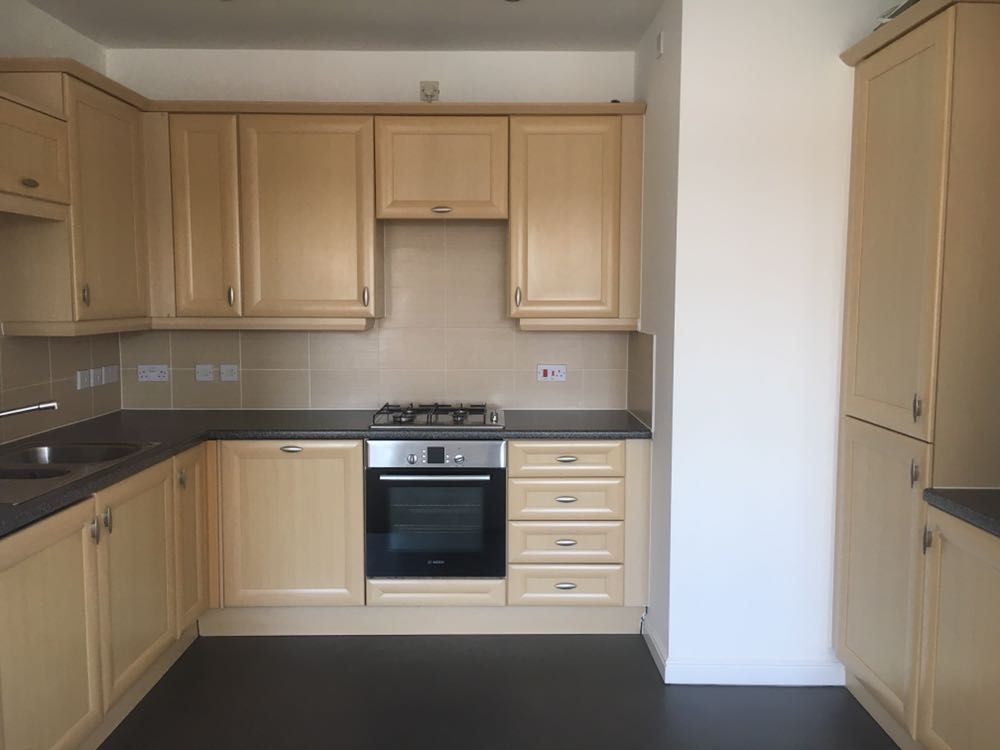 Property photo 2 of 8