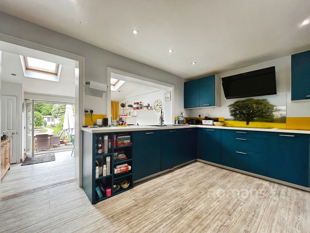 Property photo 3 of 15 Pbox-Img.Jpg