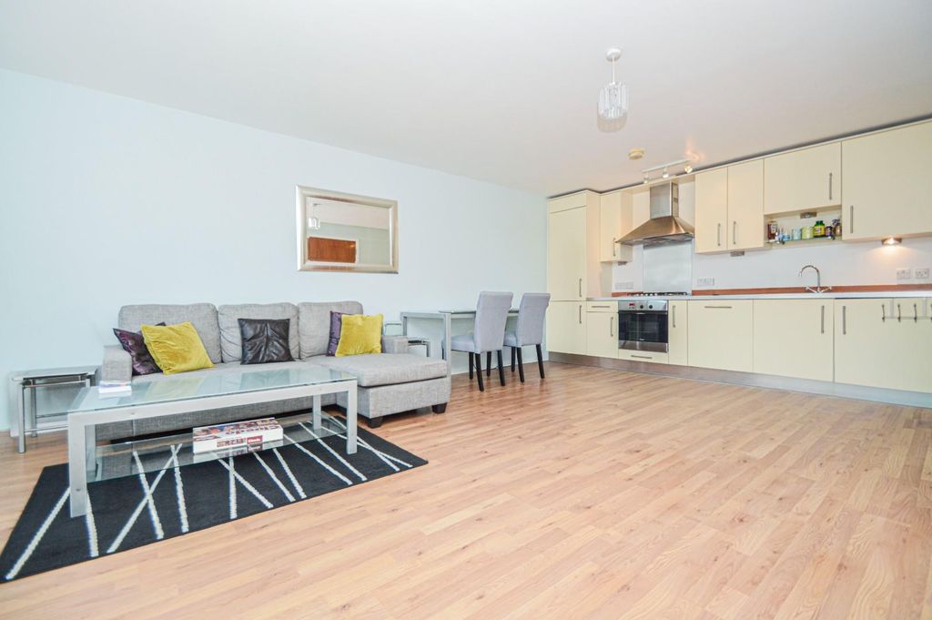 Property photo 2 of 9 G.Jpg