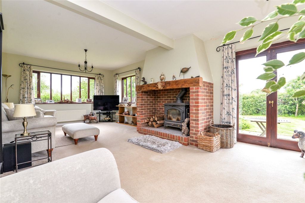 Property photo 3 of 27 Picture No. 34