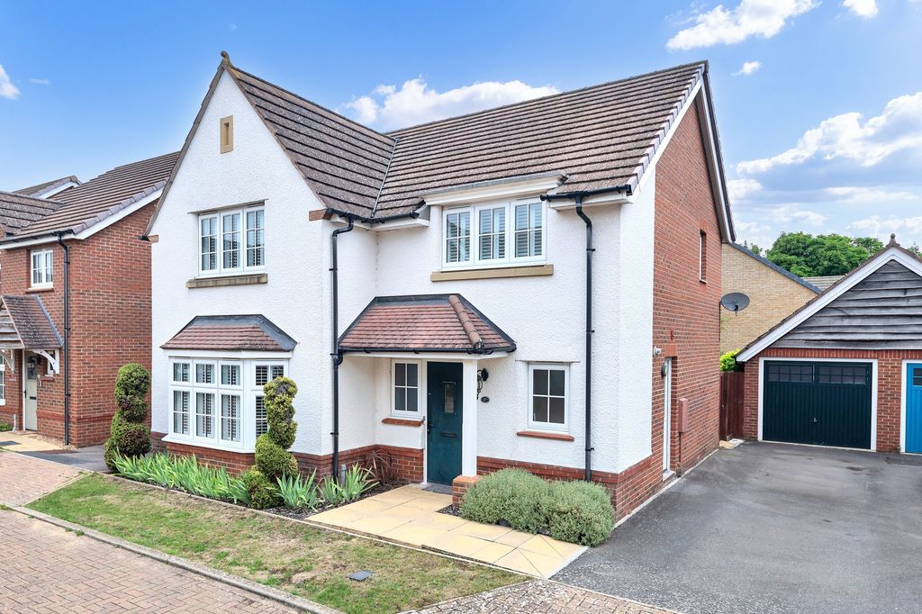 Property photo 1 of 17