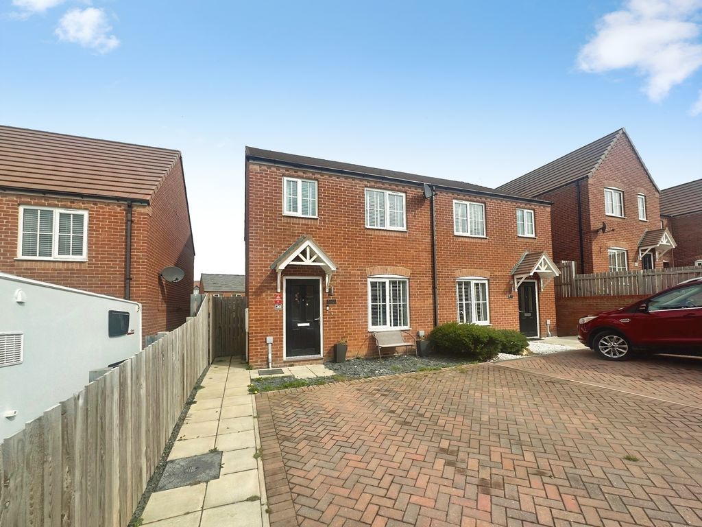 Property photo 1 of 13 Photo 6