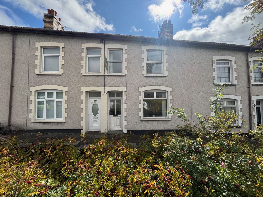 Property photo 1 of 18