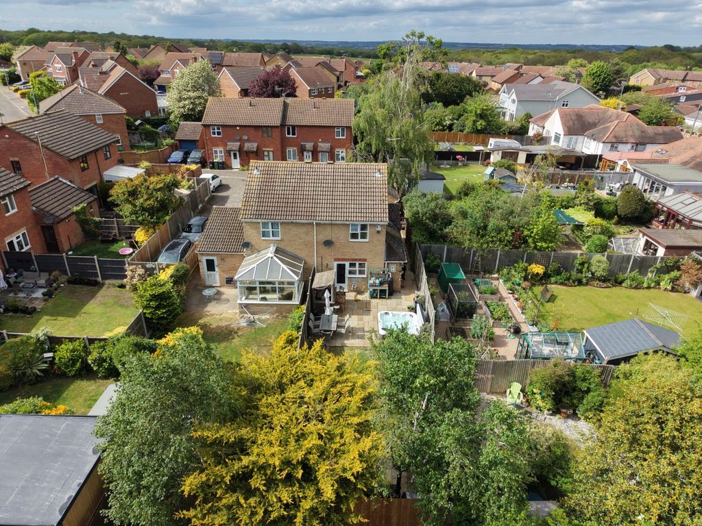 Property photo 3 of 18 5160443