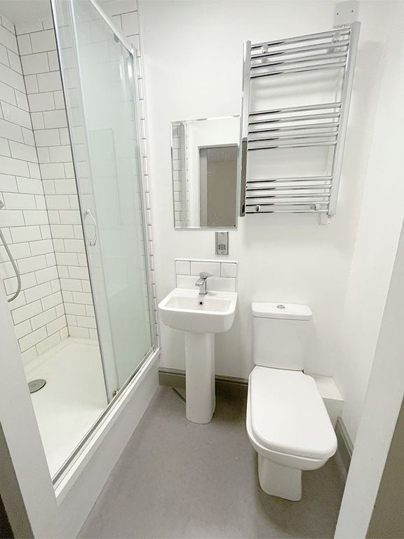 Property photo 1 of 4