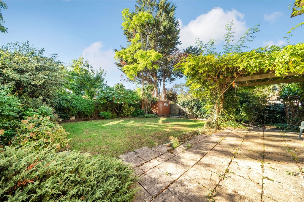 Property photo 2 of 24 Picture No. 14