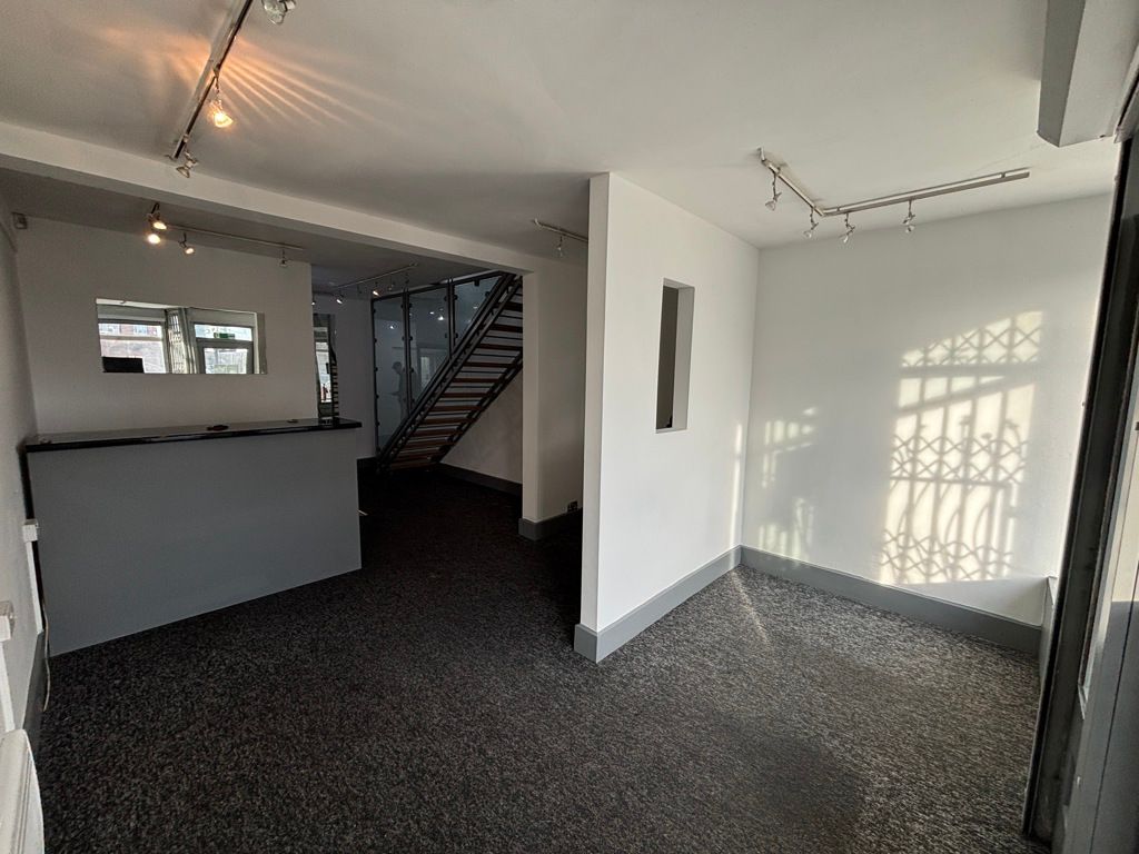 Property photo 2 of 7 Photo 2