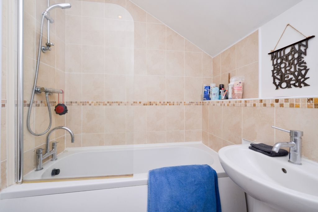 Additional image 10 of 2 bed flat for saleCaptain Webb Drive, Dawley TF4