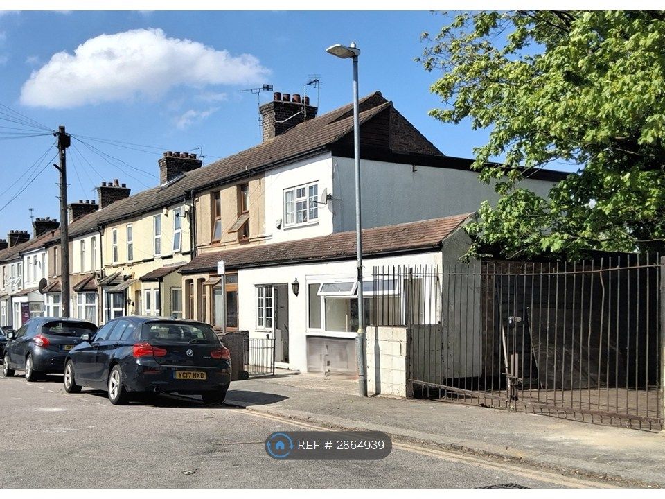 Property photo 1 of 6