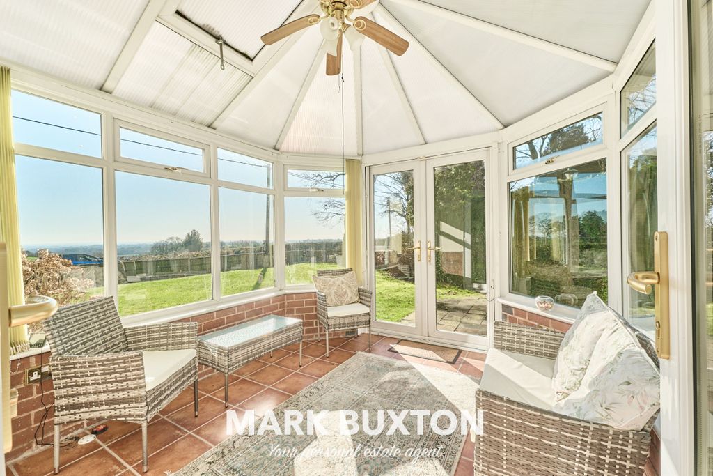 Property photo 3 of 28