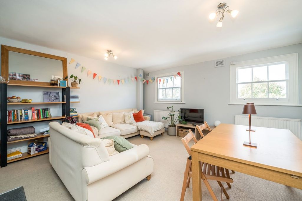 Property photo 3 of 7