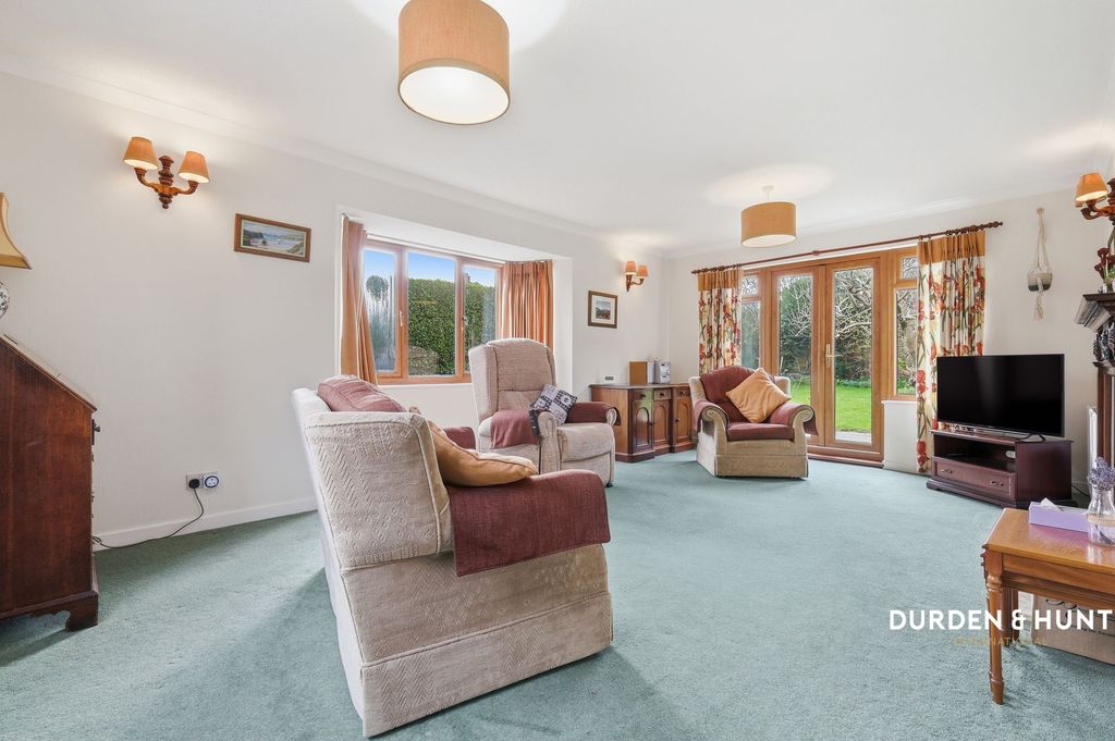 Property photo 3 of 29