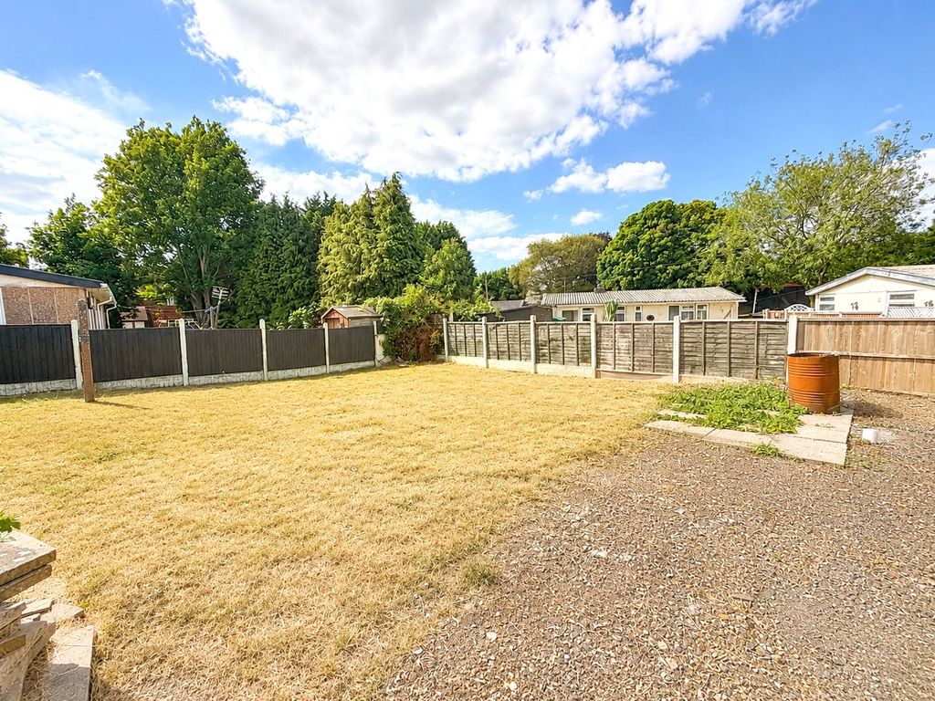 Property photo 3 of 12 Picture No. 02