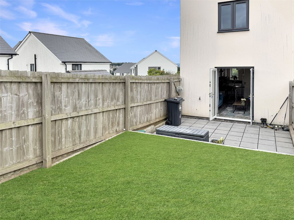 Property photo 3 of 11 Picture No. 08
