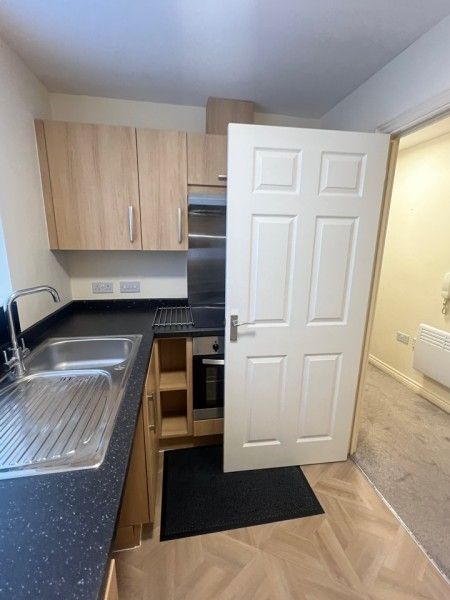 Property photo 3 of 9