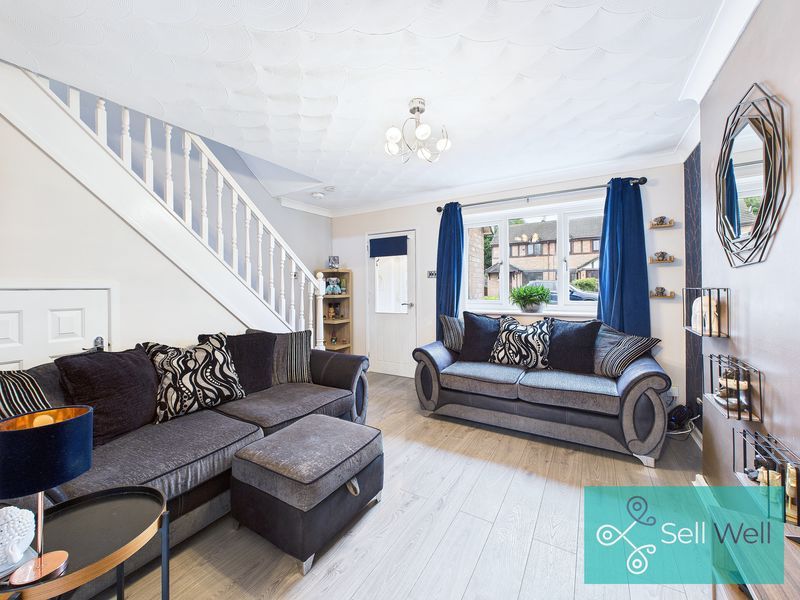 Property photo 2 of 18 Lounge