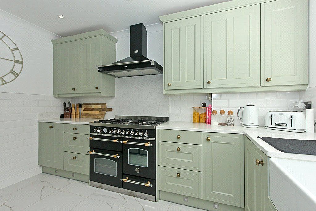 Property photo 2 of 18 Picture No. 44