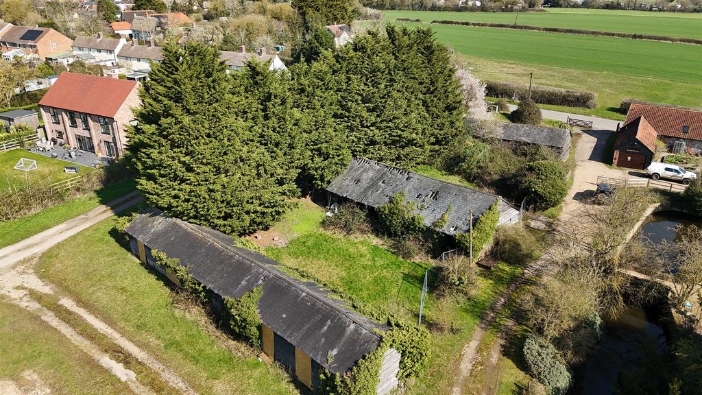 Property photo 1 of 11 Dji_20260319114752_0175_D.Jpg