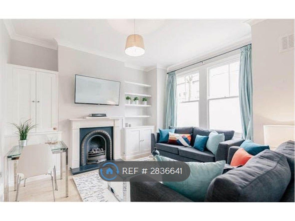 Property photo 2 of 8 Living Room