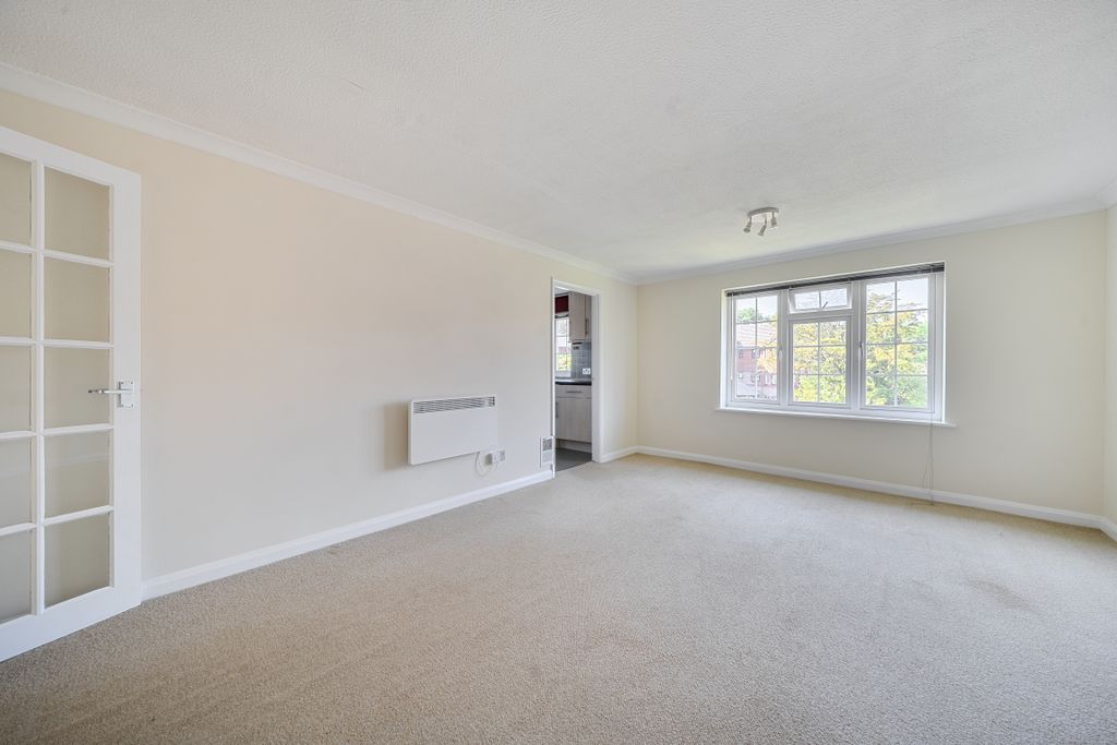 Property photo 2 of 19 1466266-7-6A16Bbaa75018