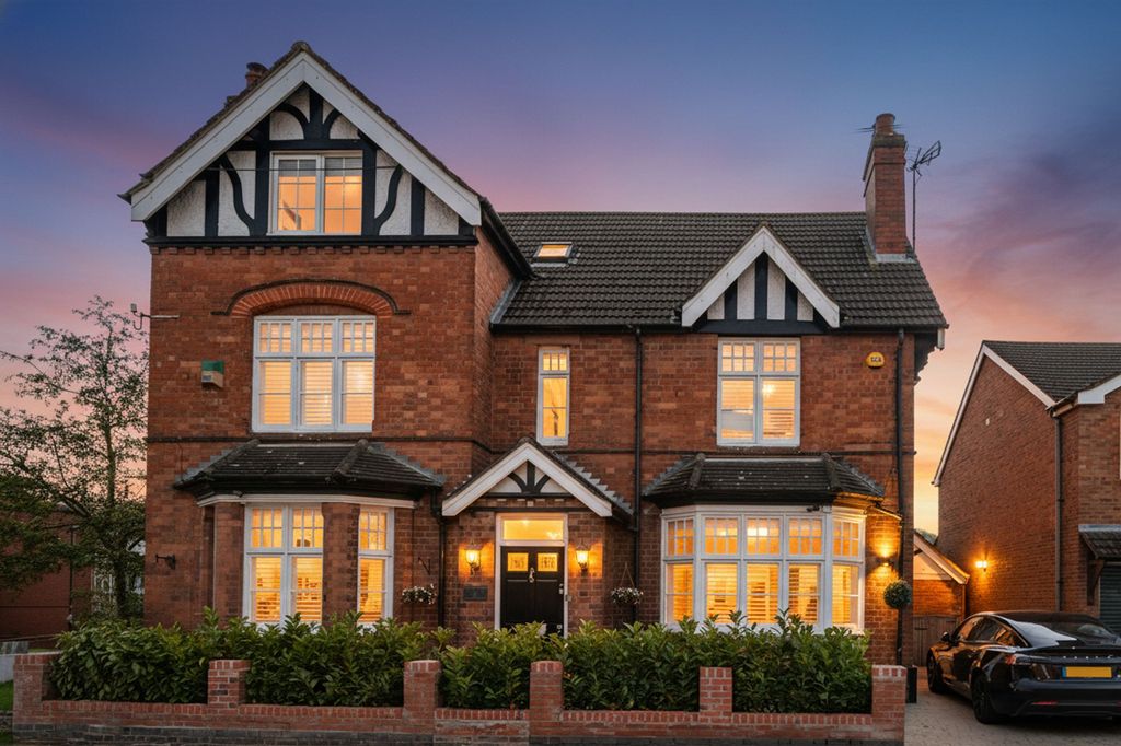 Property photo 1 of 20