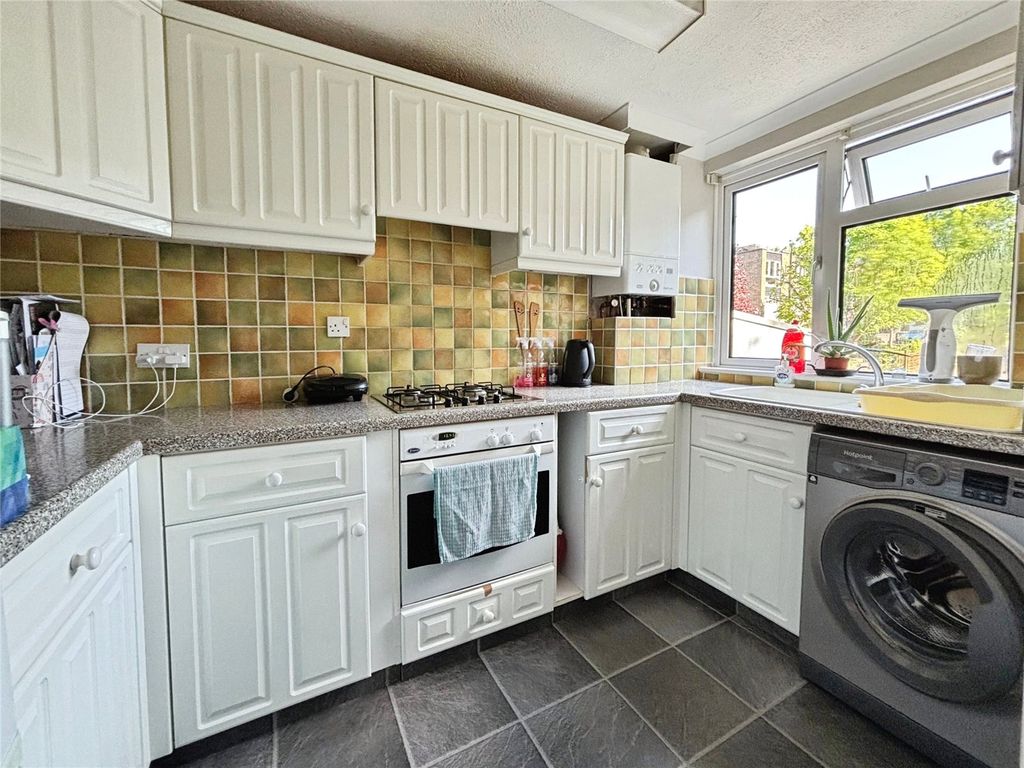 Property photo 3 of 15 Kitchen