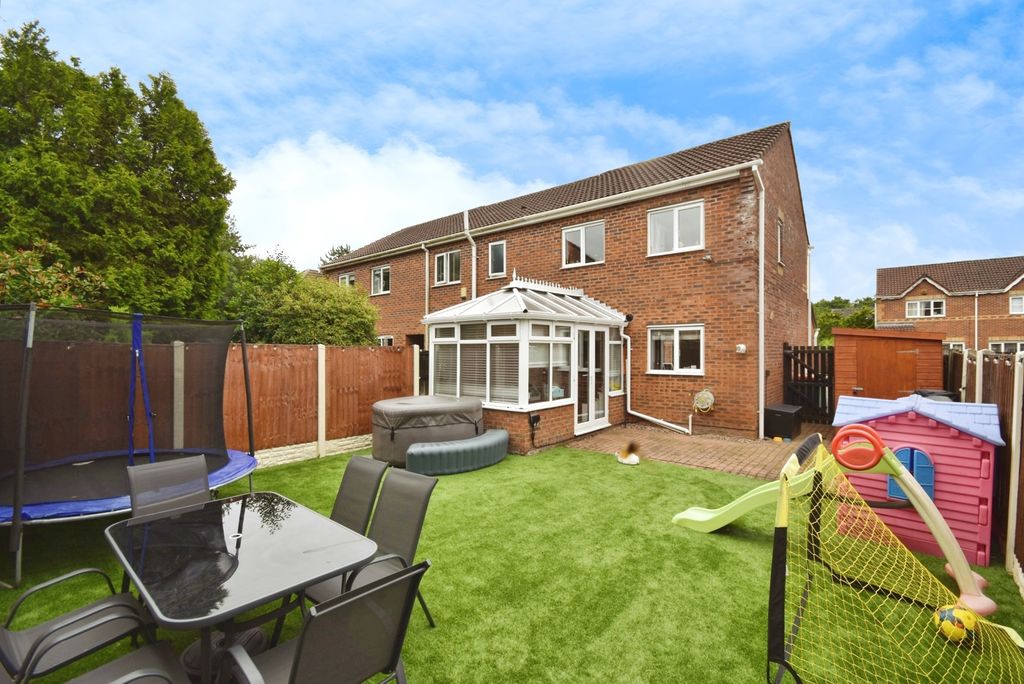 Property photo 2 of 17 Photo