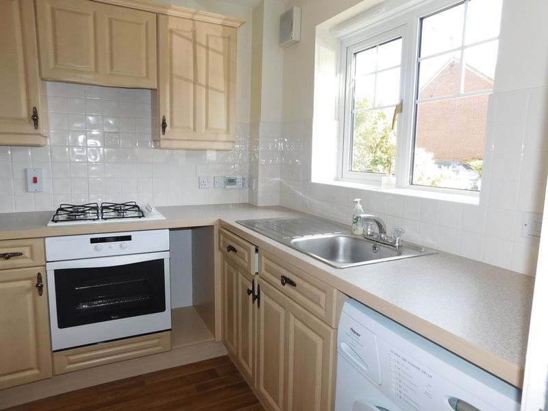 Property photo 2 of 10 Photo 8