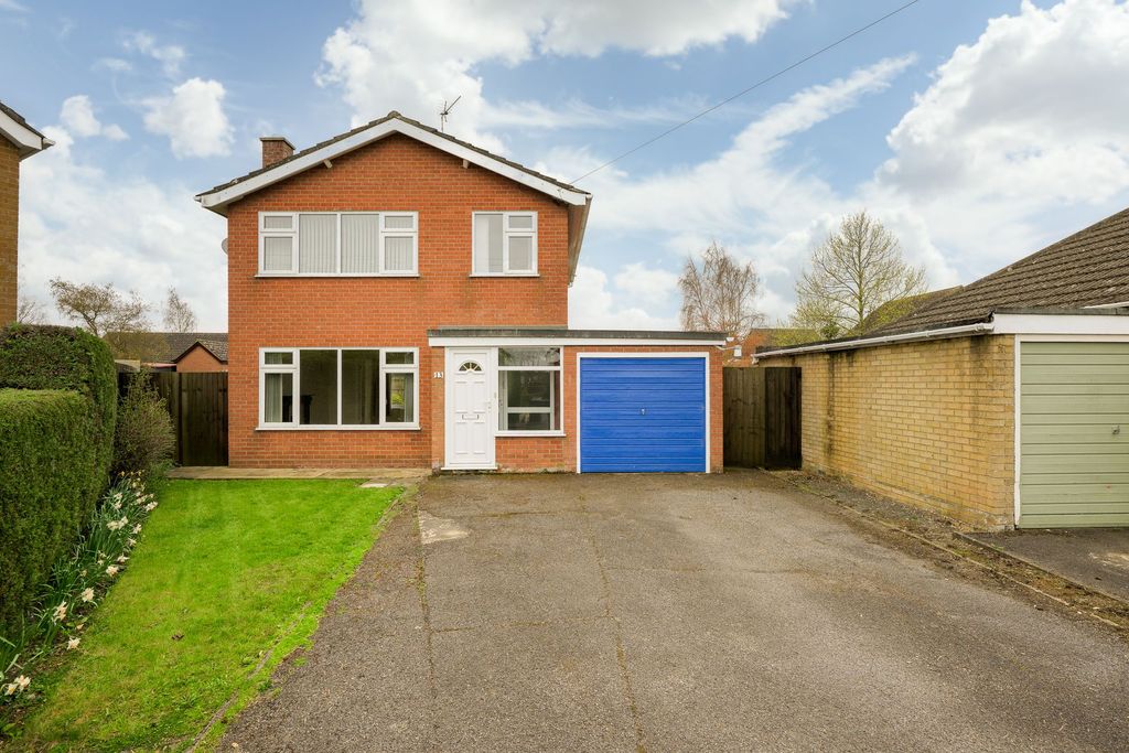 Property photo 1 of 26