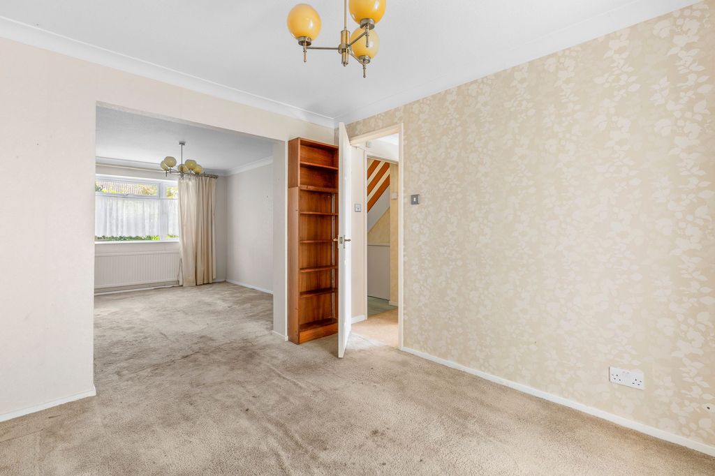 Property photo 3 of 15