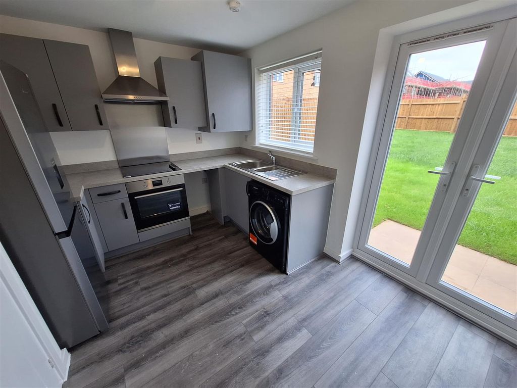 Property photo 3 of 13 Kitchen Diner - With Dw Ff &amp; Wm.Jpg