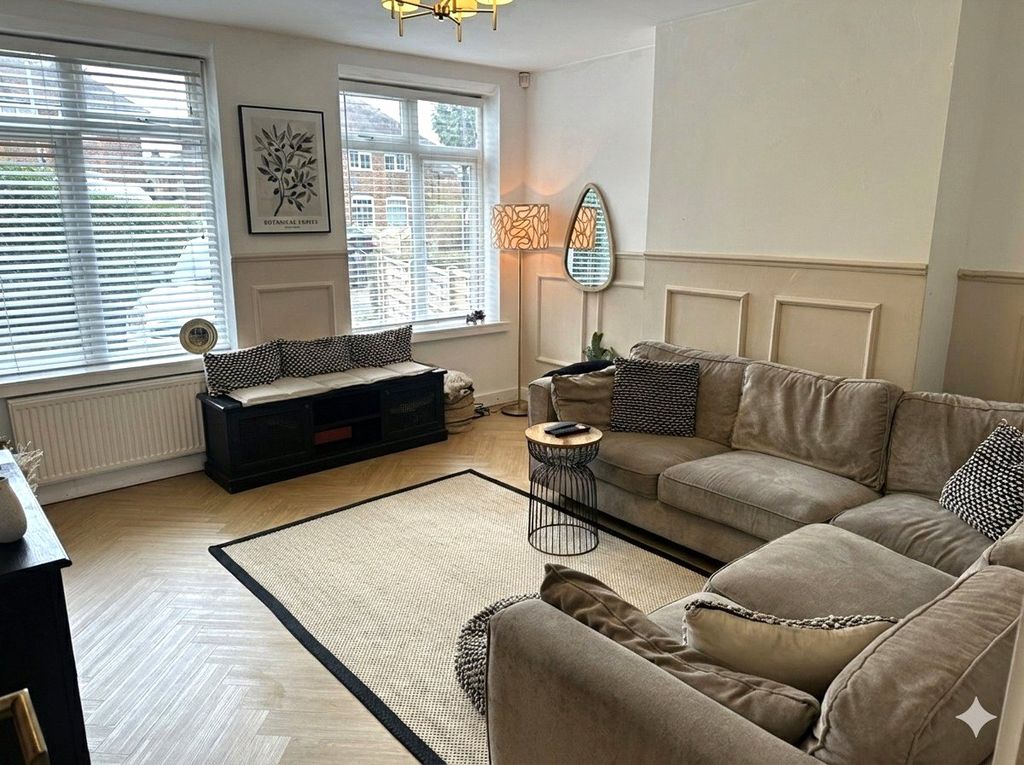 Property photo 2 of 18 Picture No. 48