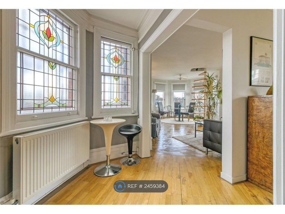 Property photo 1 of 33