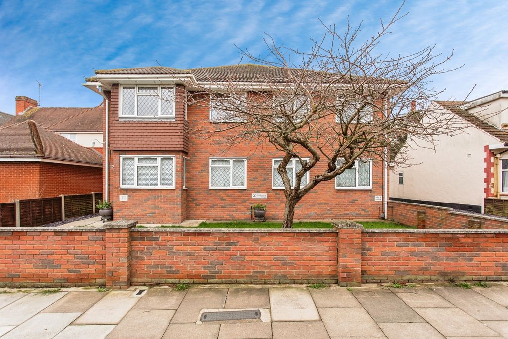 Property photo 1 of 20 Exterior