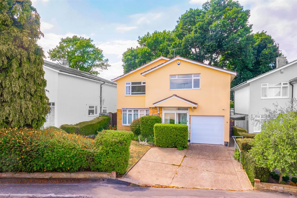 Property photo 1 of 26