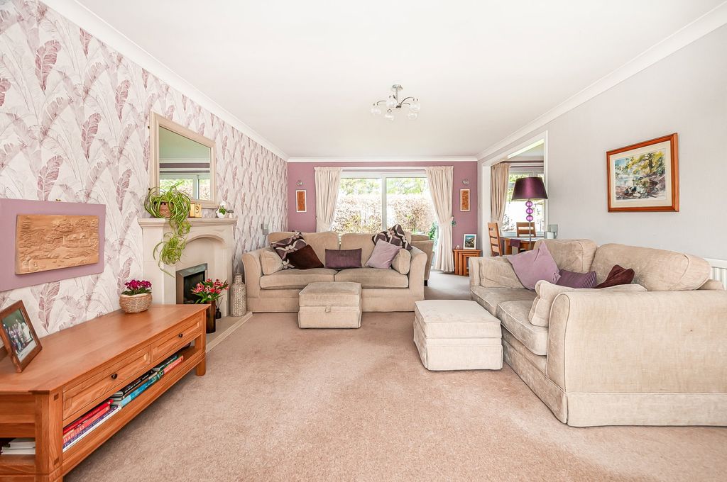 Property photo 2 of 15